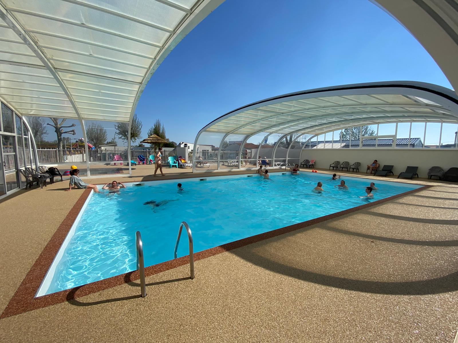 camping avec piscine l'aiguillon sur mer